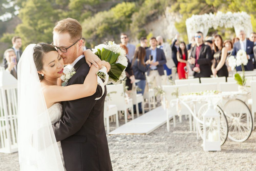 Particolare sposi dopo celebrazione matrimonio a Maratea