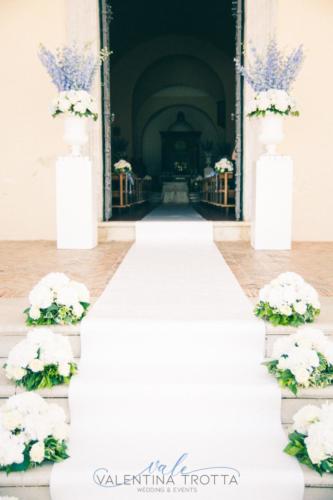 allestimento fiori chiesa delphinium ortensia