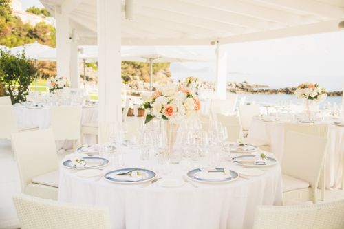 centerpiece pink white idea