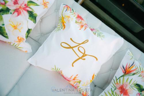 cuscini personalizzati matrimonio luxury wedding tropical coral